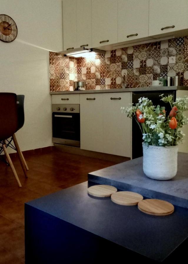 House Inside Garden Volos Exterior photo